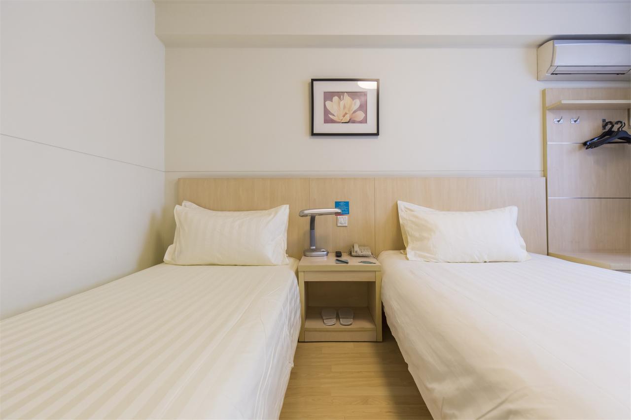 Jinjiang Inn Chengdu Chunxi Road Taiguli Hotel Екстер'єр фото