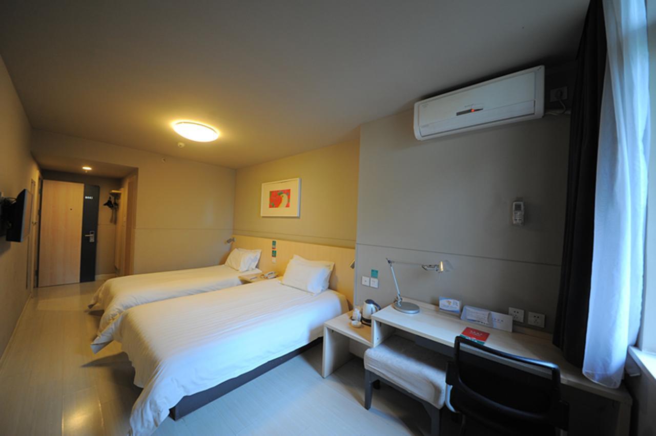 Jinjiang Inn Chengdu Chunxi Road Taiguli Hotel Екстер'єр фото